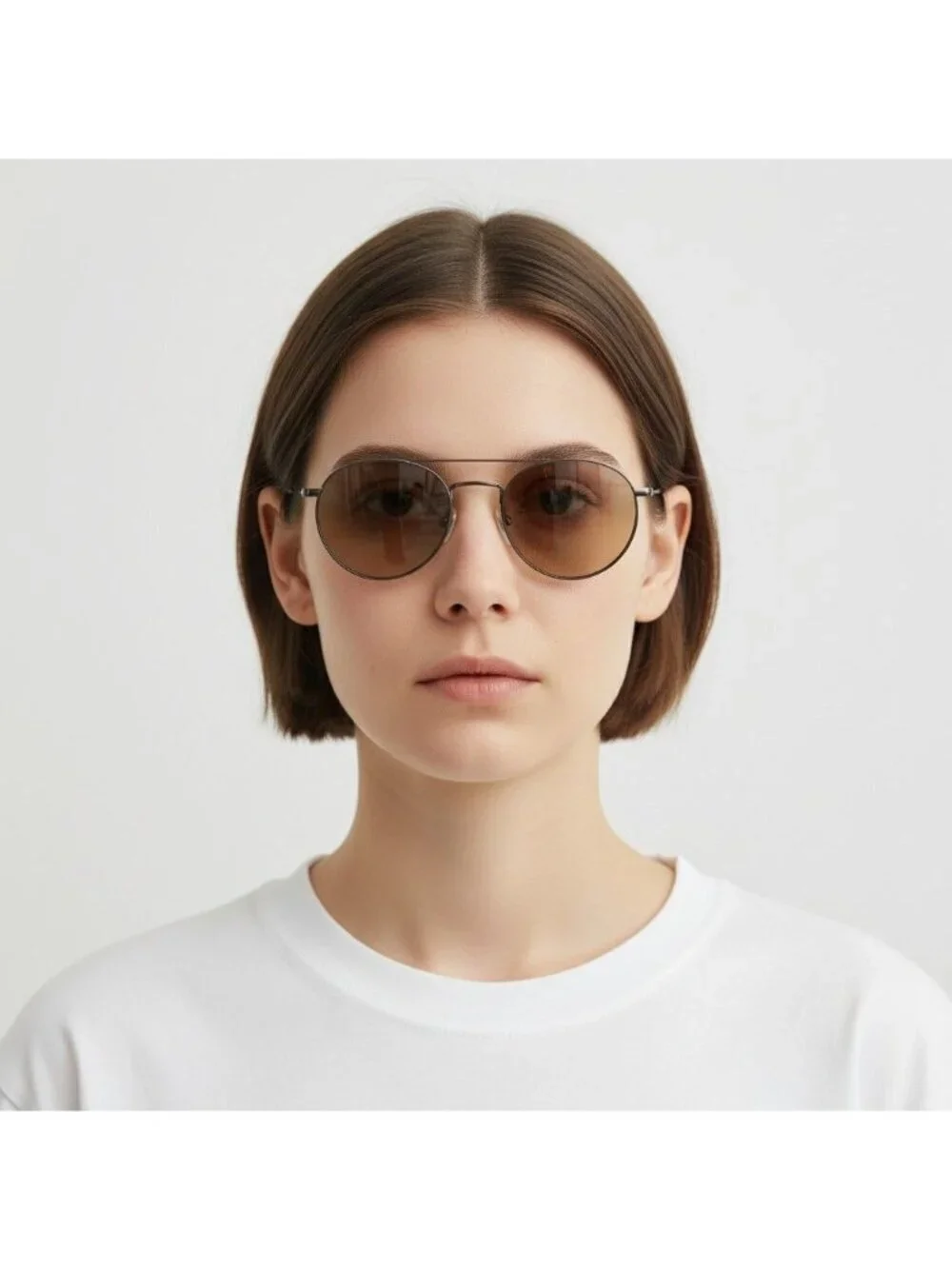 Misura Hong Kong Retro Oval Aviator Sunglasses With Gradient Lenses & Case